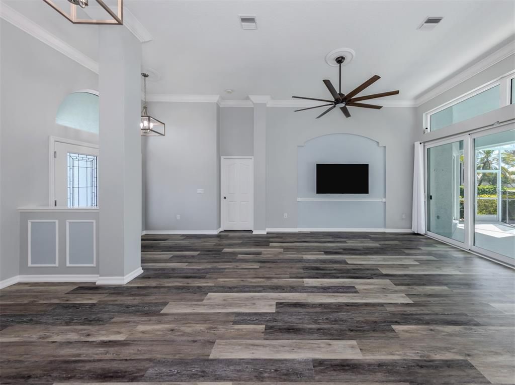 Empty room, Interior, Pendant Lights, Wood Texture Flooring