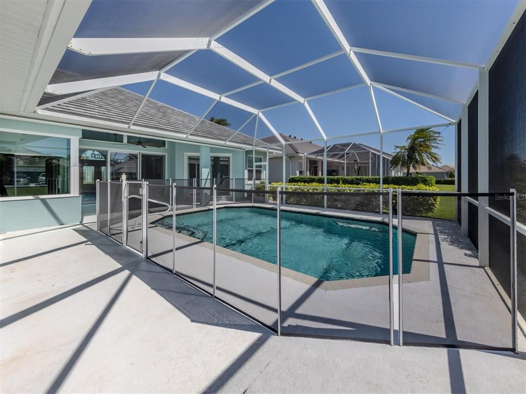Glass Ceilings, Interior, Pool, Sun Room