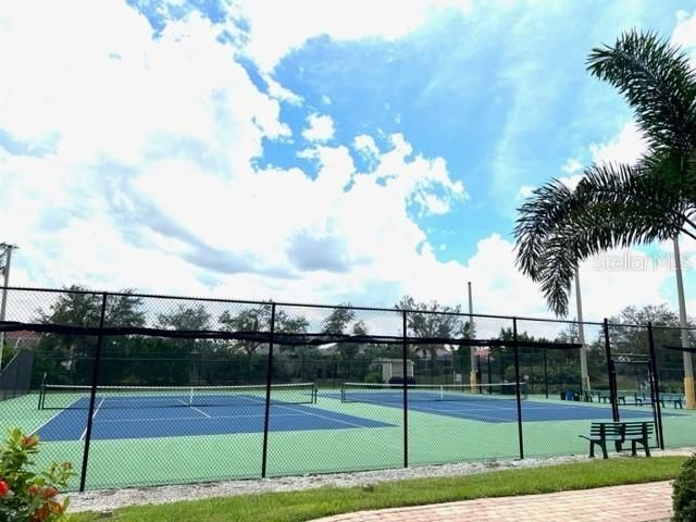 Exterior, Tennis Courts