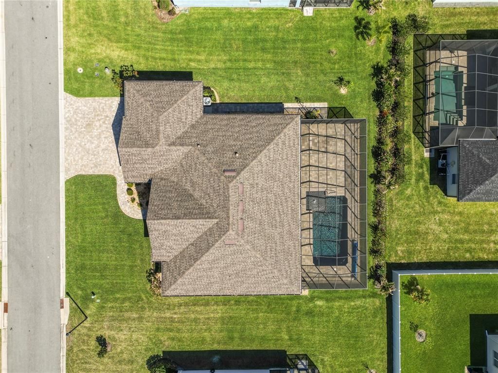 Exterior, Drone