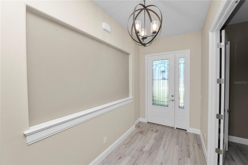 Interior, Pendant Lights, Wood Texture Flooring