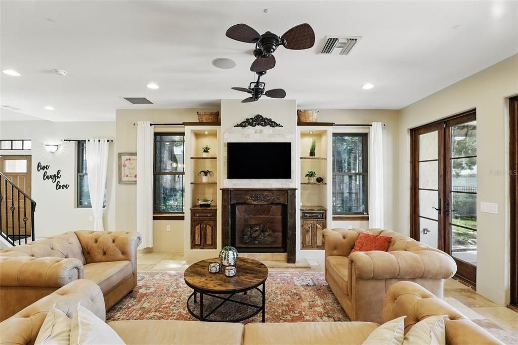 Fireplace, Interior, Living room, Recessed Lighting