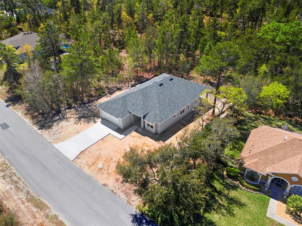 Exterior, Drone