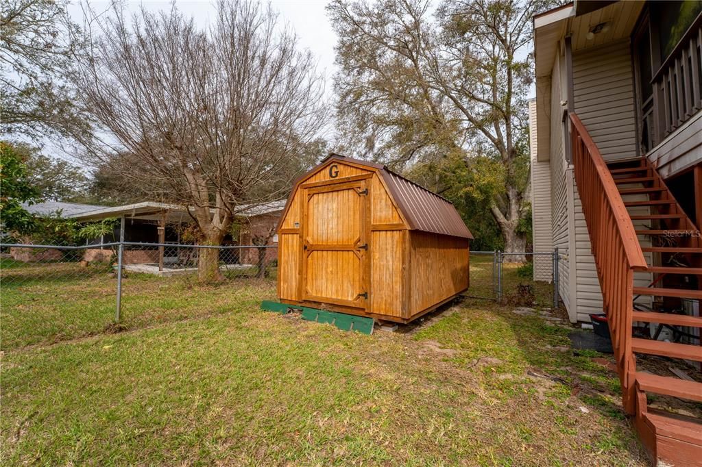 Backyard, Exterior