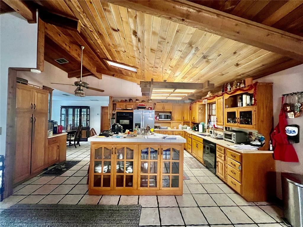 Dining room, Interior, Kitchen, Wooden Beams, Wooden Ceilings