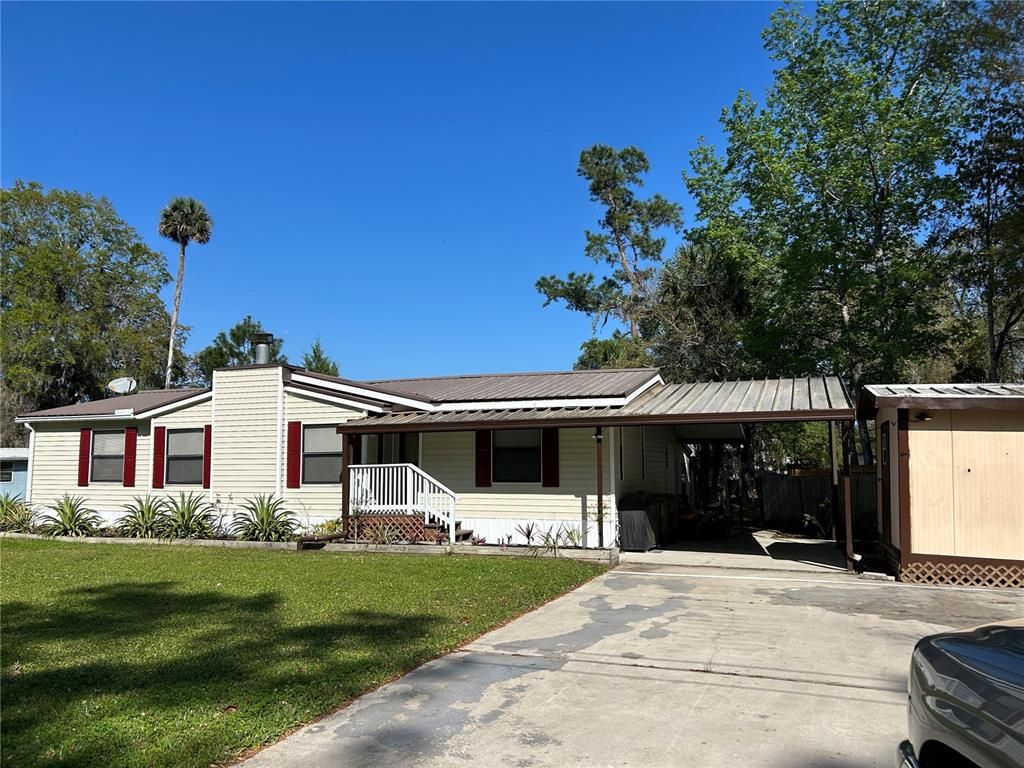 Backyard, Exterior, Facade, Ranch