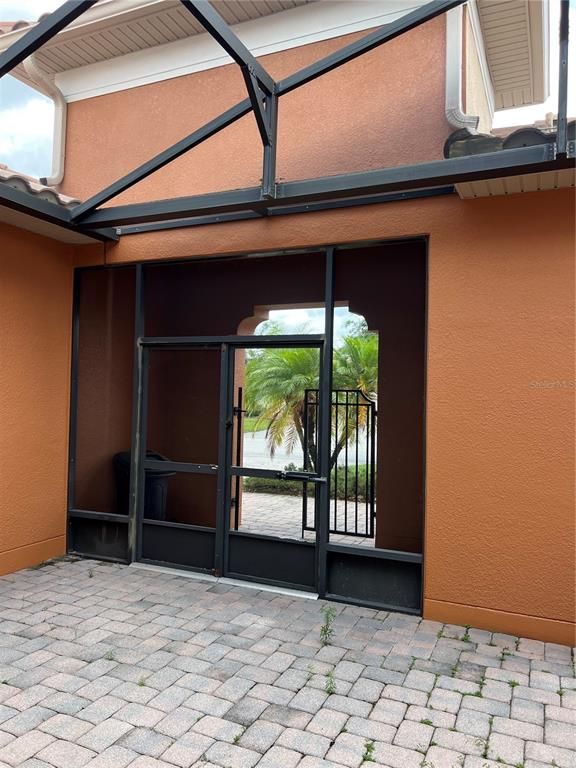 Exterior, Sun Room