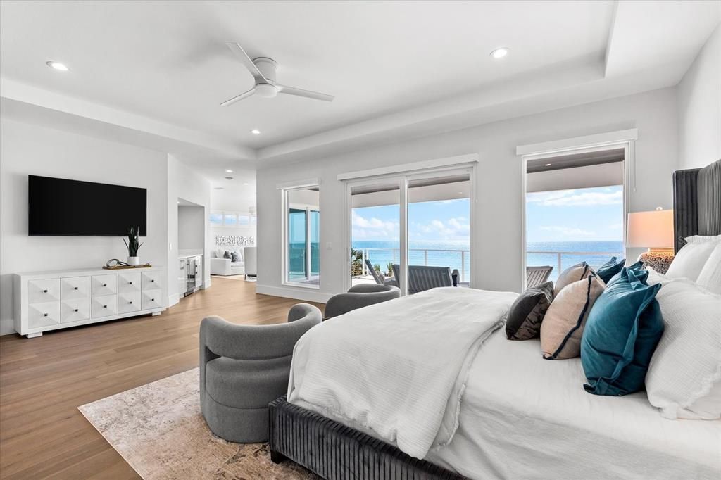 Bedroom, Interior, Recessed Lighting, Water, Wood Texture Flooring
