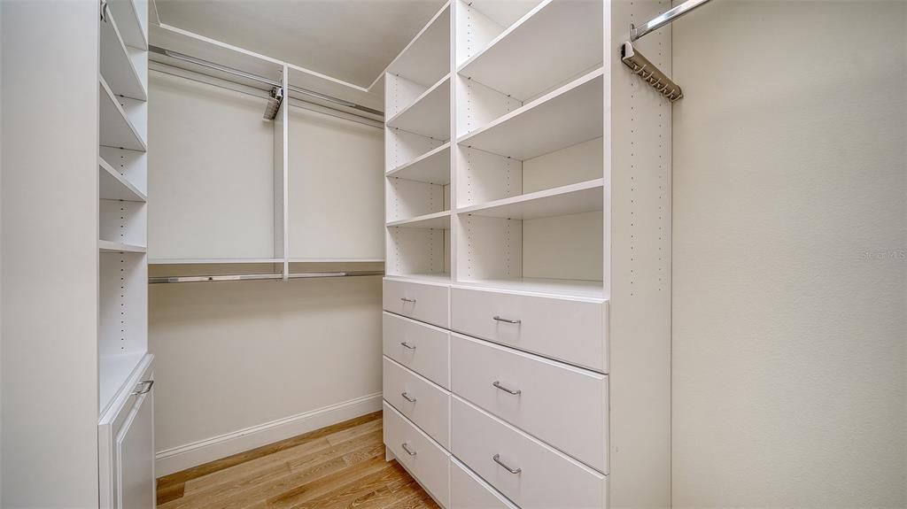 Interior, Walk-in Closets, Wood Texture Flooring