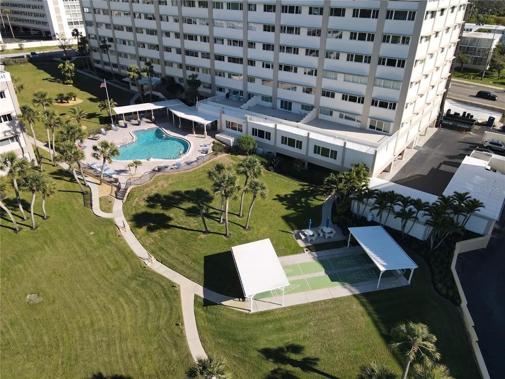 Exterior, Drone
