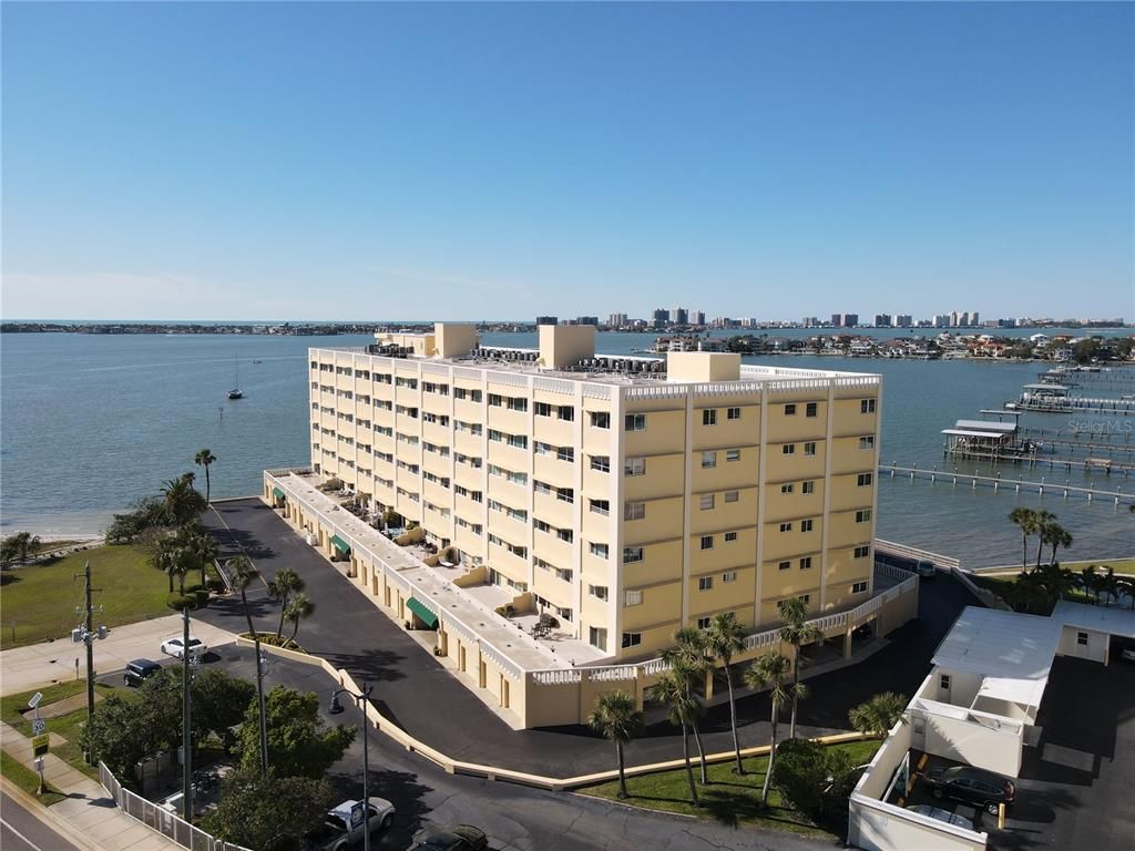 Exterior, Drone
