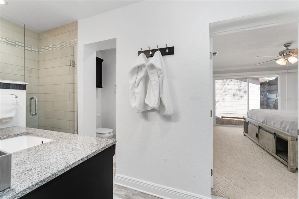 Bathroom, Bedroom, Interior, Recessed Lighting