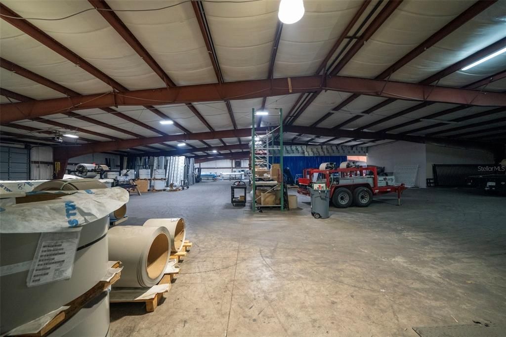 Garage, Interior