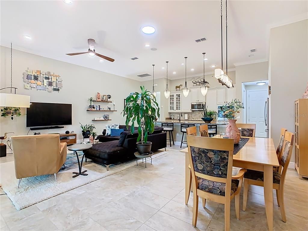 Dining room, Interior, Kitchen, Living room, Pendant Lights, Recessed Lighting