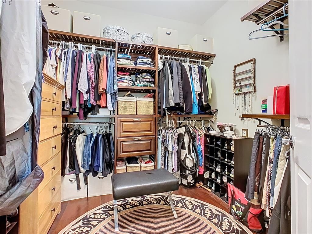 Interior, Walk-in Closets, Wood Texture Flooring