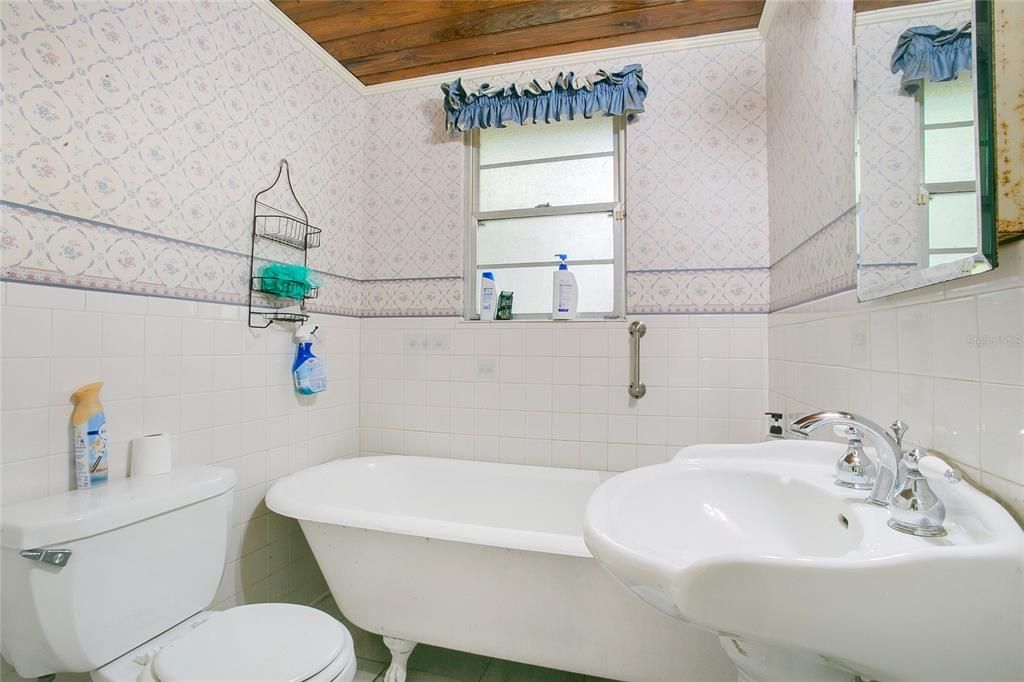 Bathroom, Free Standing Baths, Interior, Wooden Ceilings