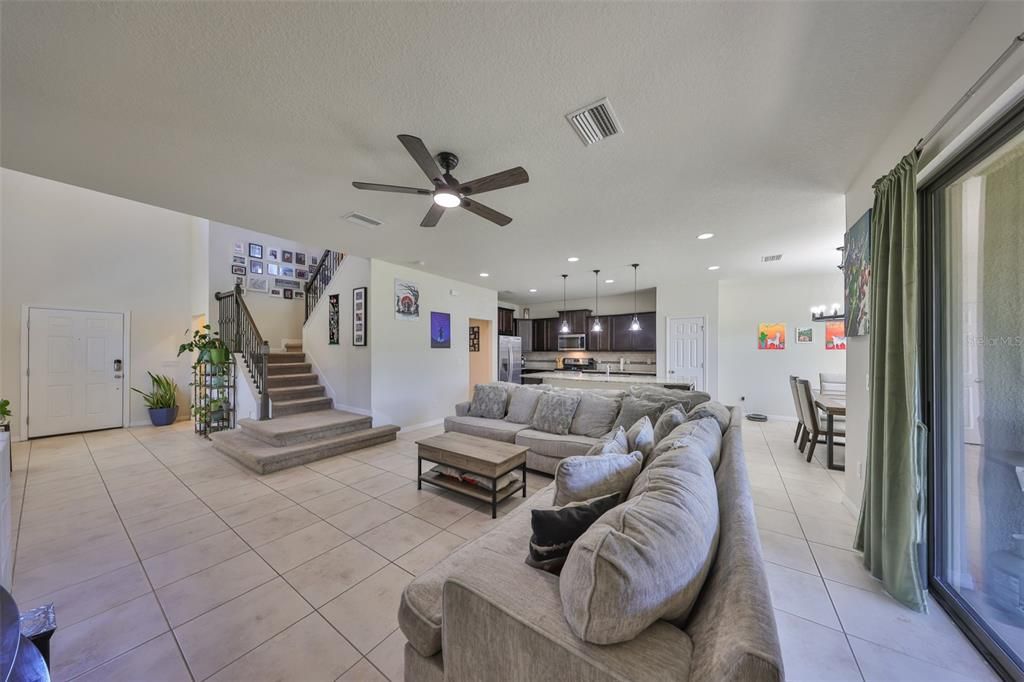 Dining room, Interior, Kitchen, Living room, Pendant Lights, Recessed Lighting, Stainless Steel Appliances