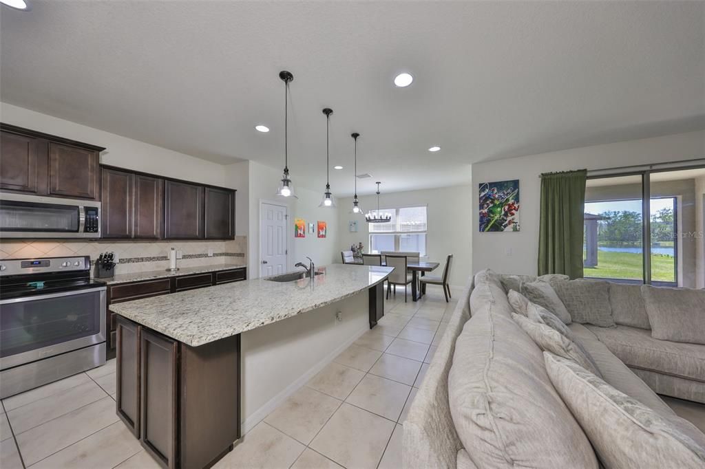 Dining room, Interior, Kitchen, Living room, Pendant Lights, Recessed Lighting, Stainless Steel Appliances