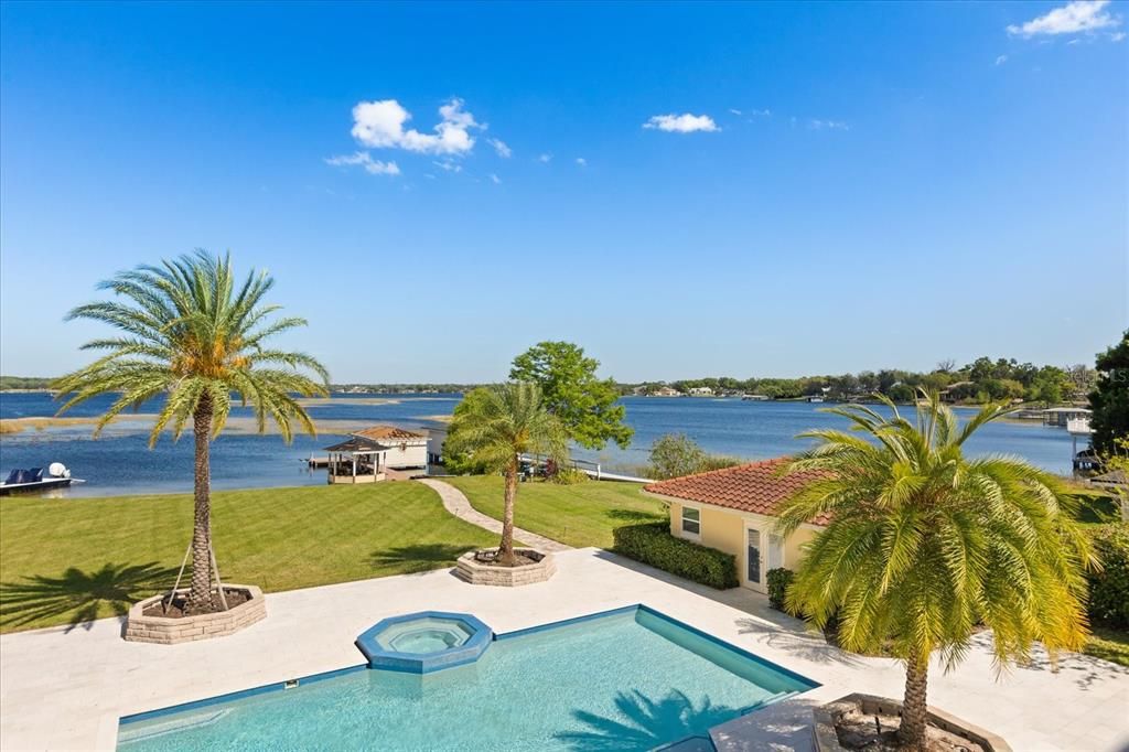 Exterior, Pool, Water