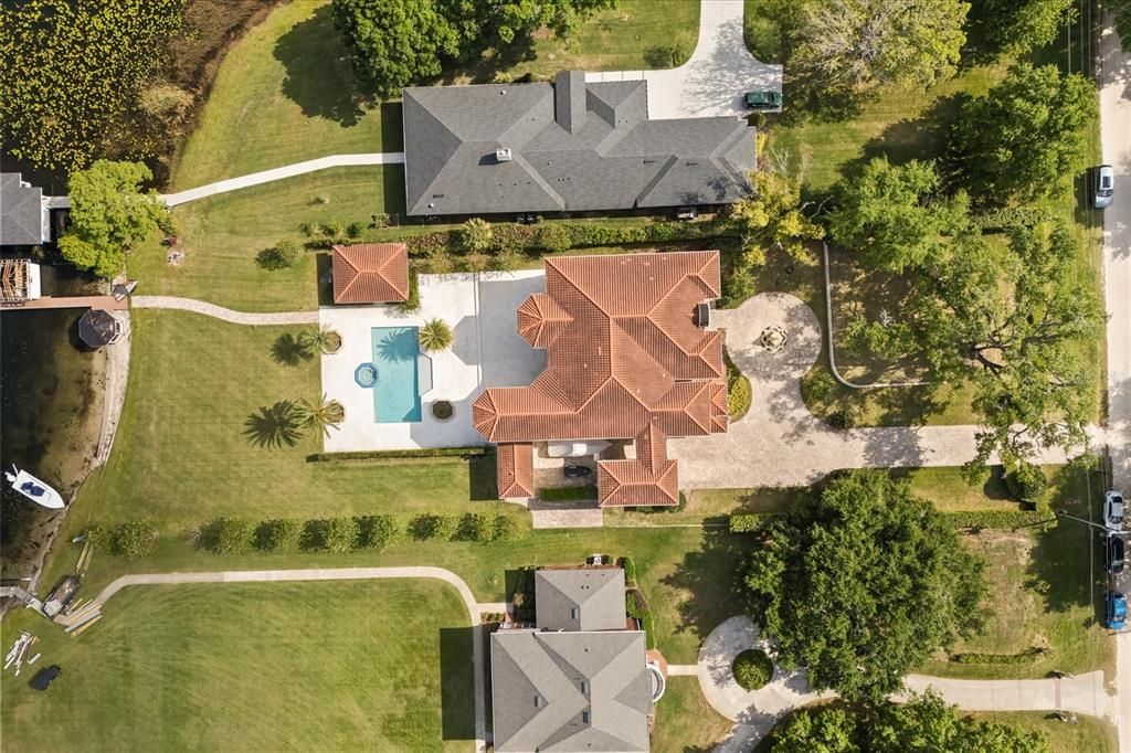 Exterior, Drone