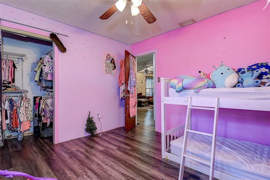 Interior, Walk-in Closets, Wood Texture Flooring