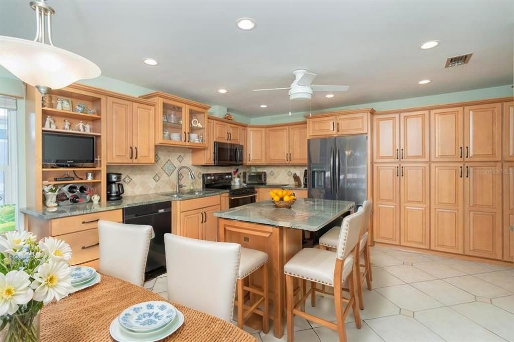 Interior, Kitchen, Recessed Lighting
