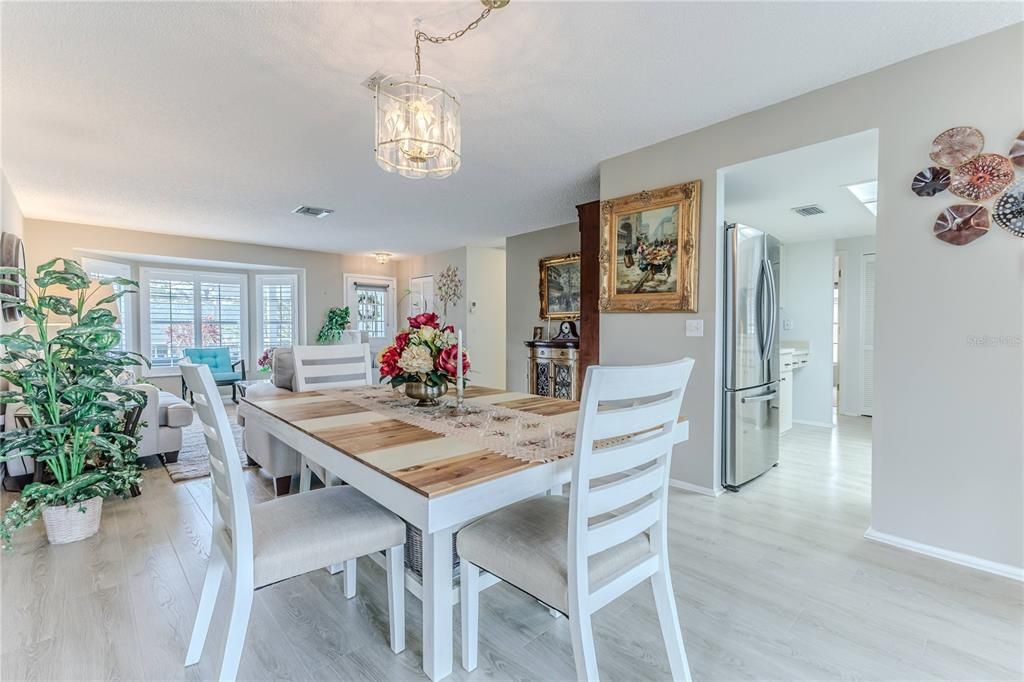 Chandelier, Dining room, Interior, Kitchen, Wood Texture Flooring
