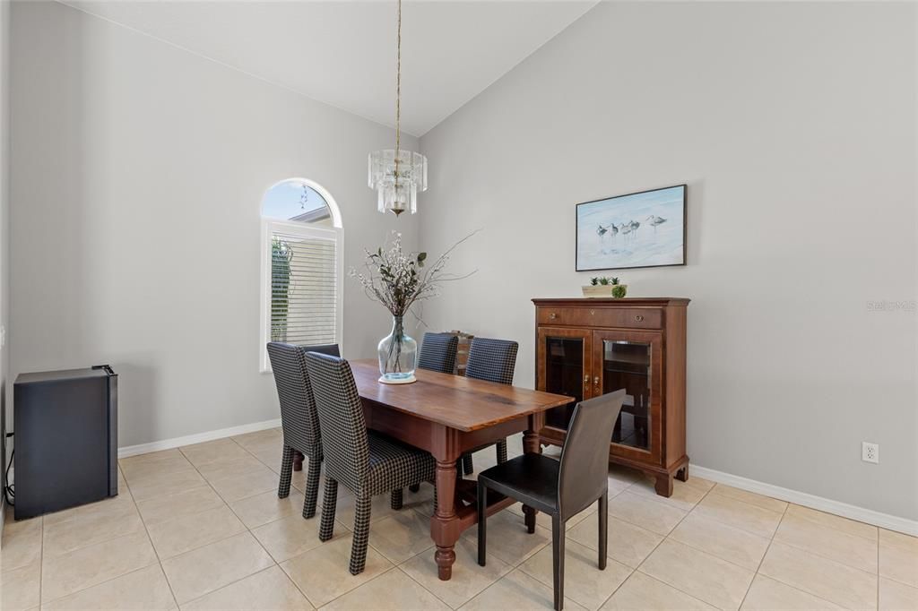 Dining room, Interior, Pendant Lights
