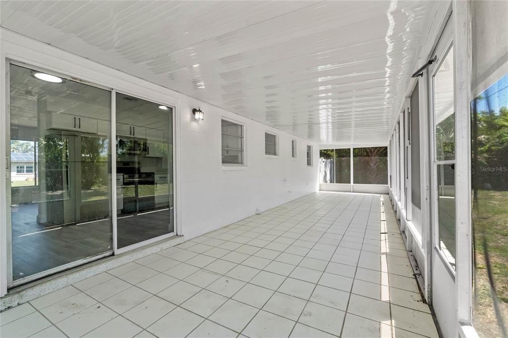 Empty room, Interior, Sun Room