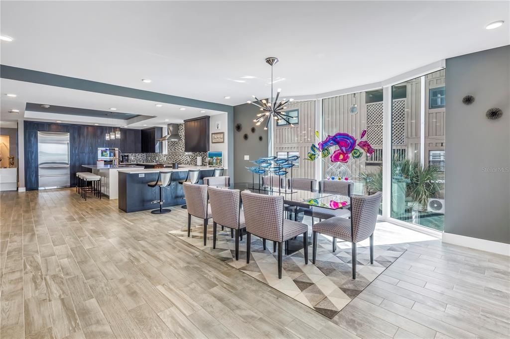 Dining room, Interior, Kitchen, Pendant Lights, Recessed Lighting, Wood Texture Flooring