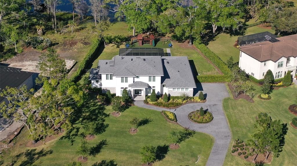 Exterior, Drone
