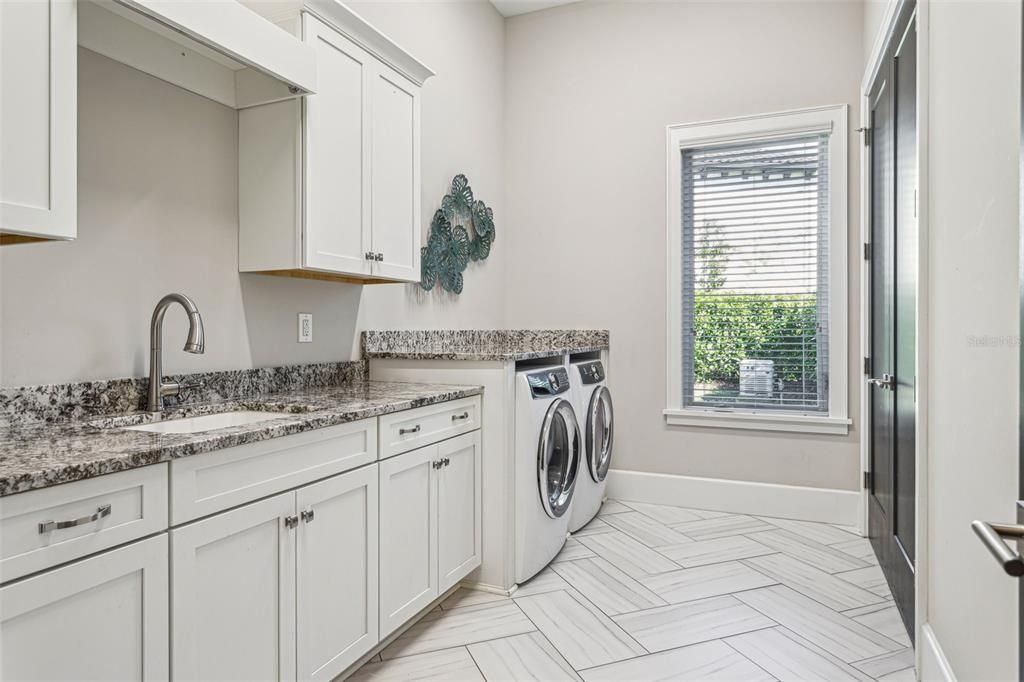 Interior, Washer