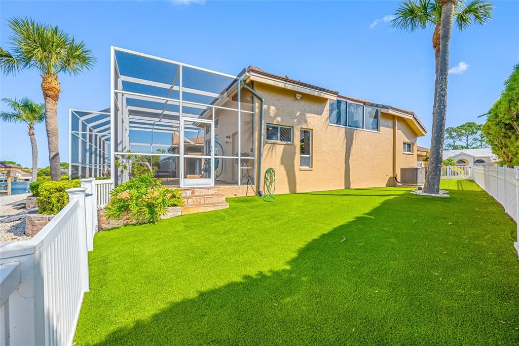 Backyard, Exterior
