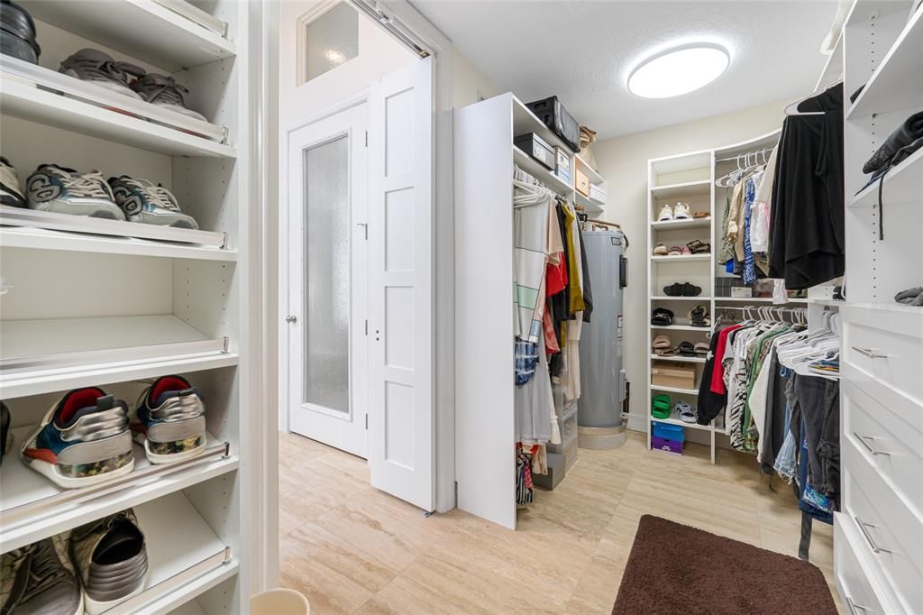 Interior, Walk-in Closets, Wood Texture Flooring