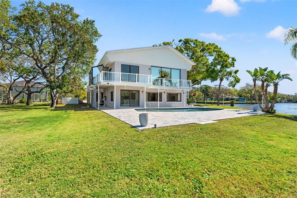Backyard, Exterior, Pool, Water