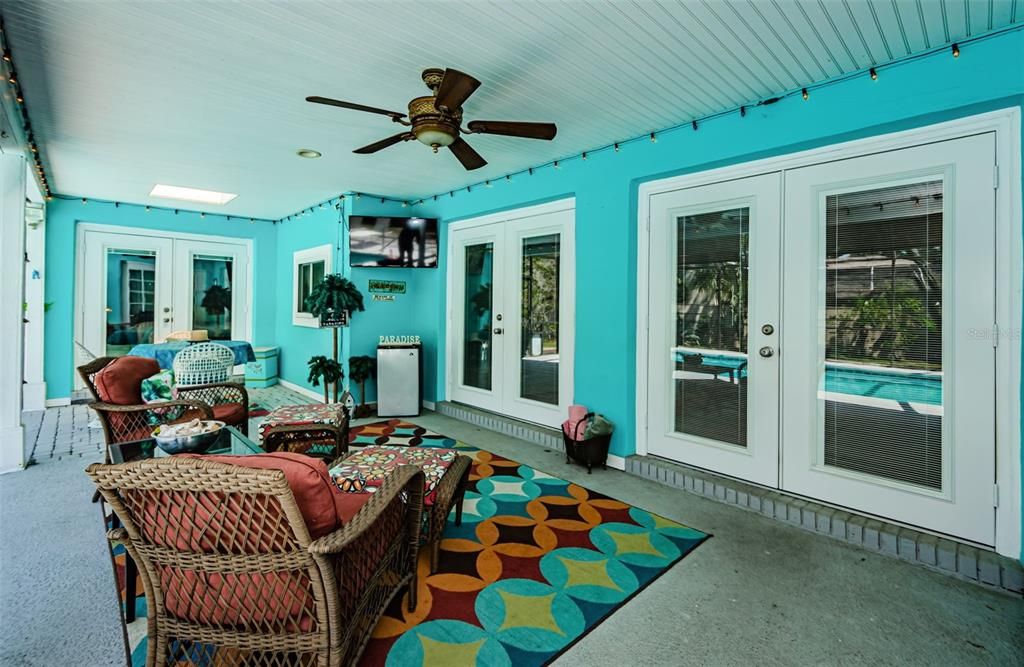 Interior, Living room, Recessed Lighting, Sun Room