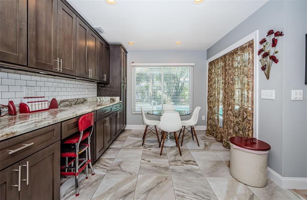 Dining room, Interior, Marble, Recessed Lighting