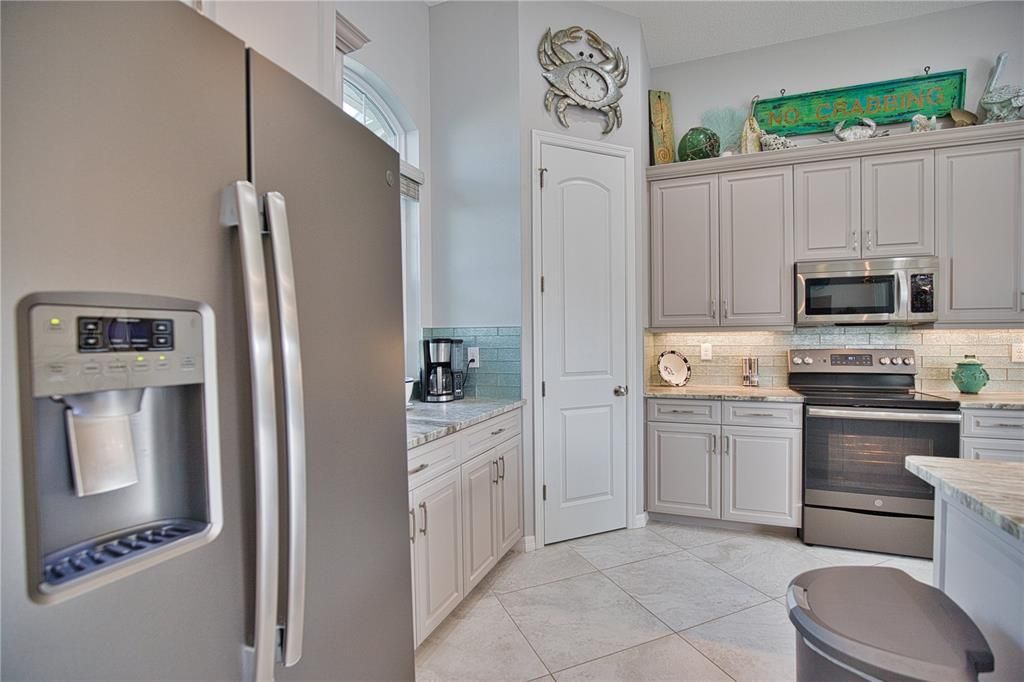 Interior, Kitchen, Stainless Steel Appliances