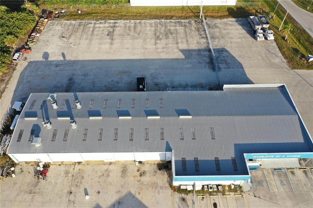 Exterior, Drone
