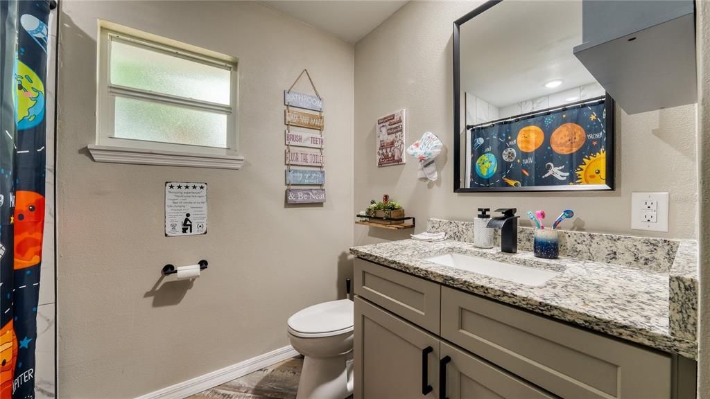 Bathroom, Interior, Recessed Lighting