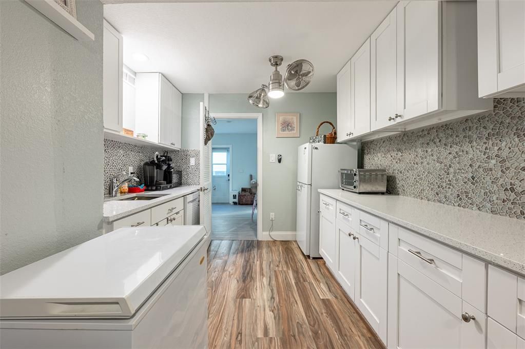 Interior, Kitchen, Wood Texture Flooring