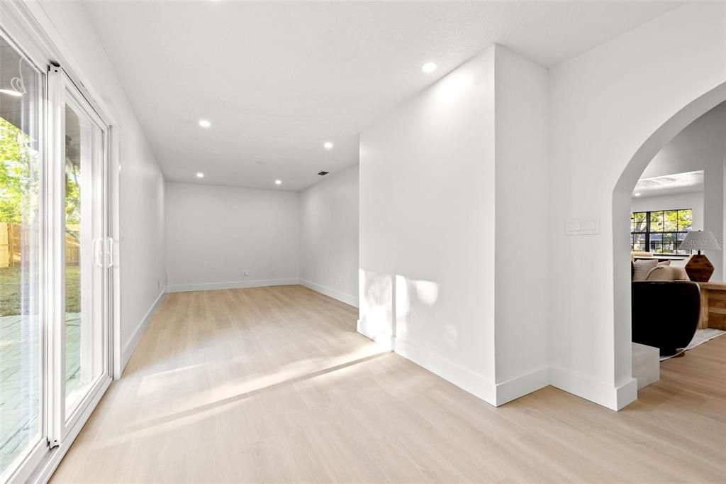 Empty room, Interior, Recessed Lighting, Wood Texture Flooring