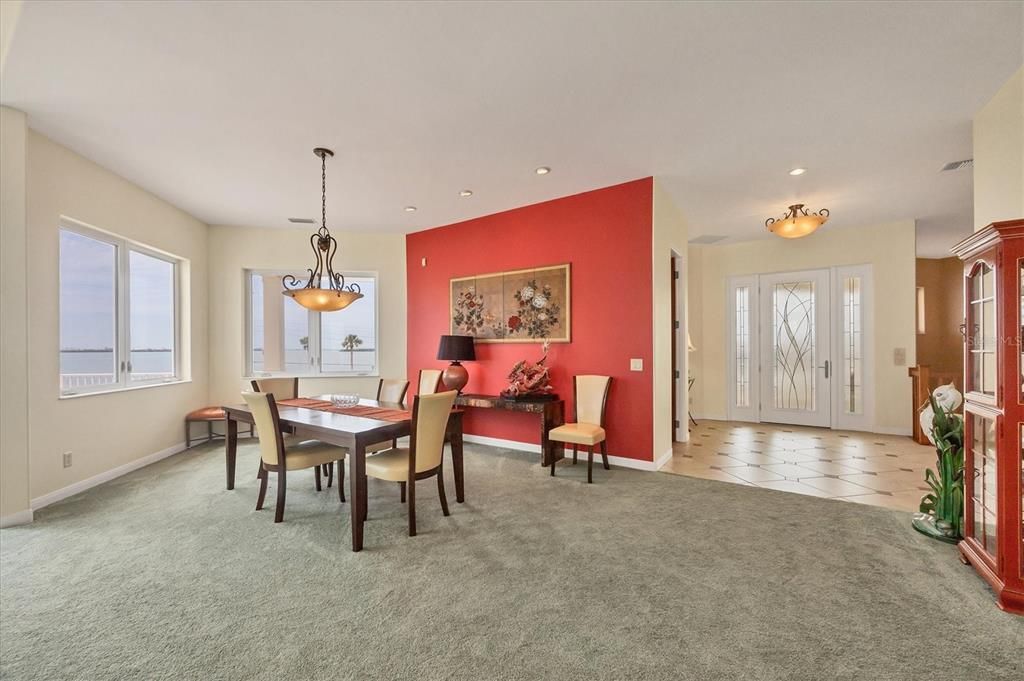 Dining room, Interior, Pendant Lights, Recessed Lighting