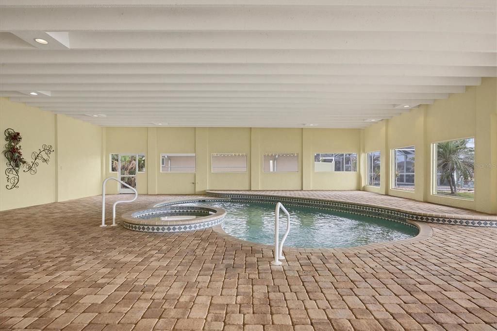 Interior, Pool, Recessed Lighting