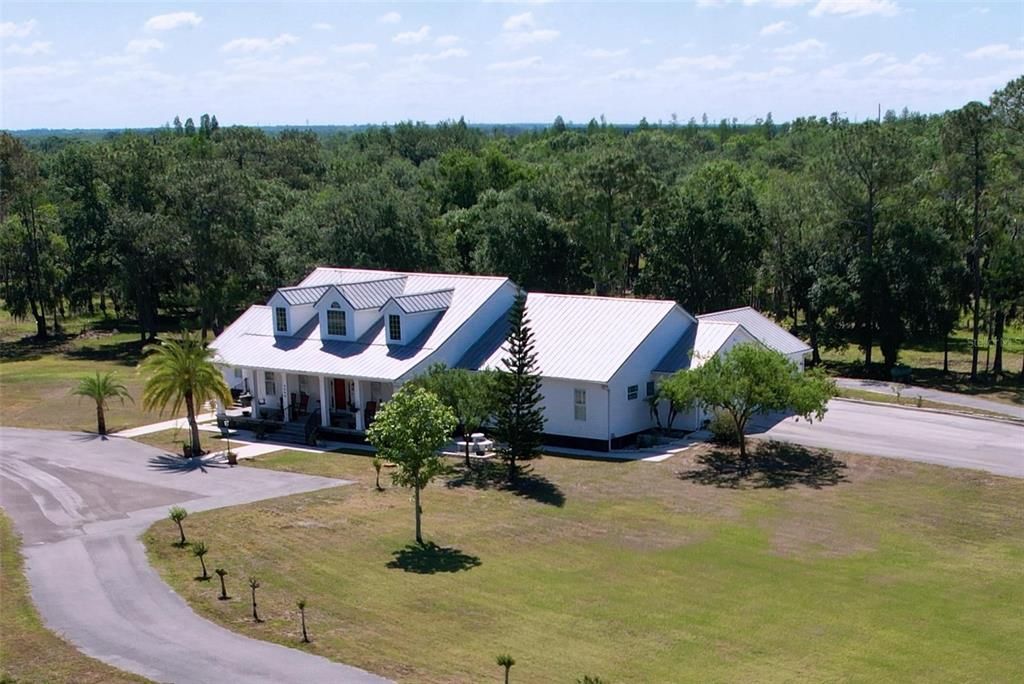 Exterior, Drone