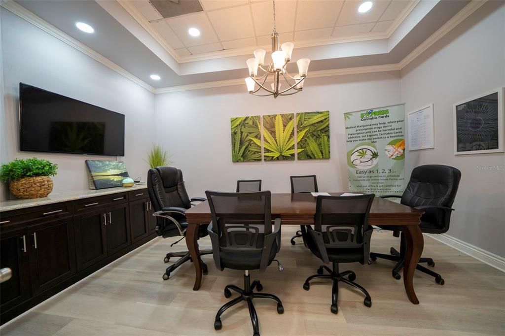 Chandelier, Home Office, Interior, Recessed Lighting, Wood Texture Flooring