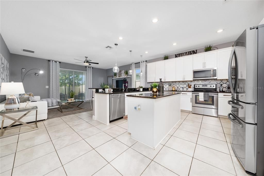 Dining room, Interior, Kitchen, Living room, Pendant Lights, Recessed Lighting, Stainless Steel Appliances