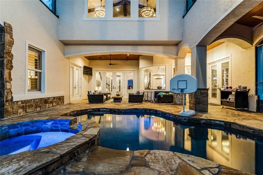 Exterior, Pool