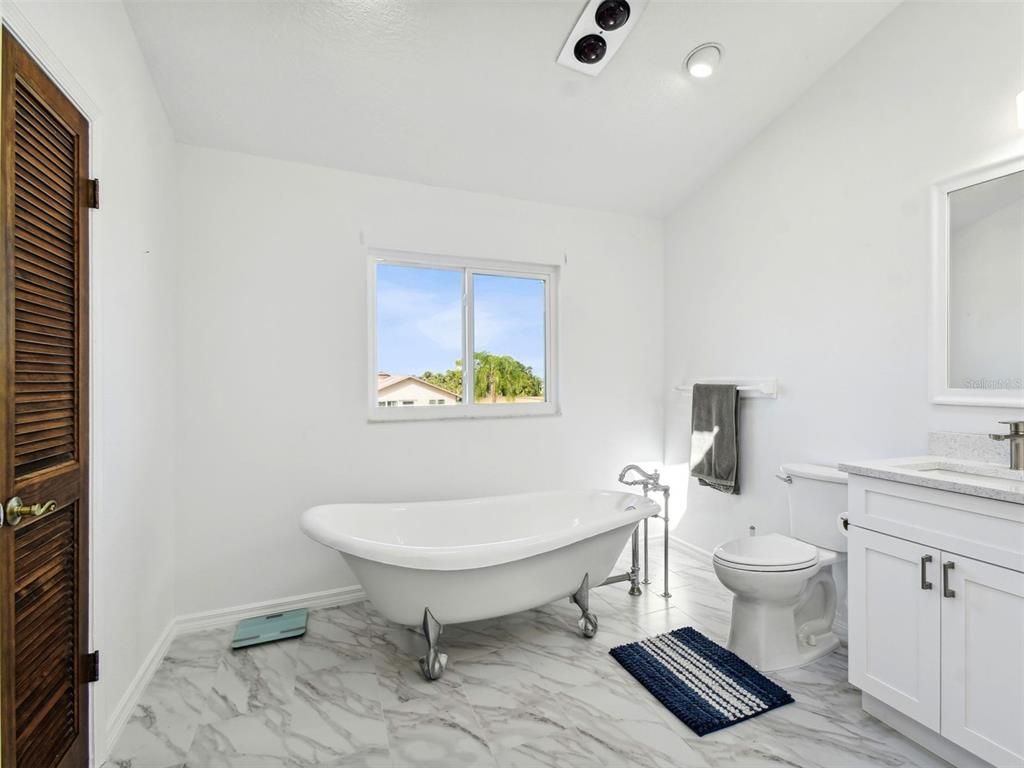 Bathroom, Free Standing Baths, Interior, Marble, Recessed Lighting