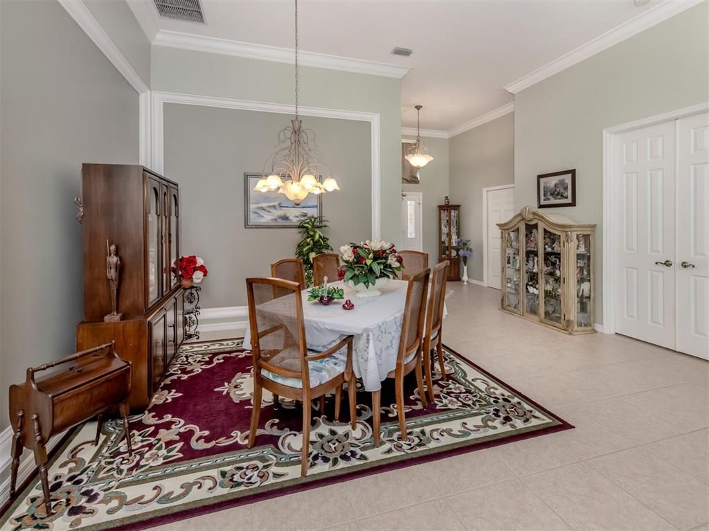 Dining room, Interior, Pendant Lights